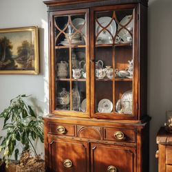 Antique Duncan Phyfe late 1890’s China Cabinet