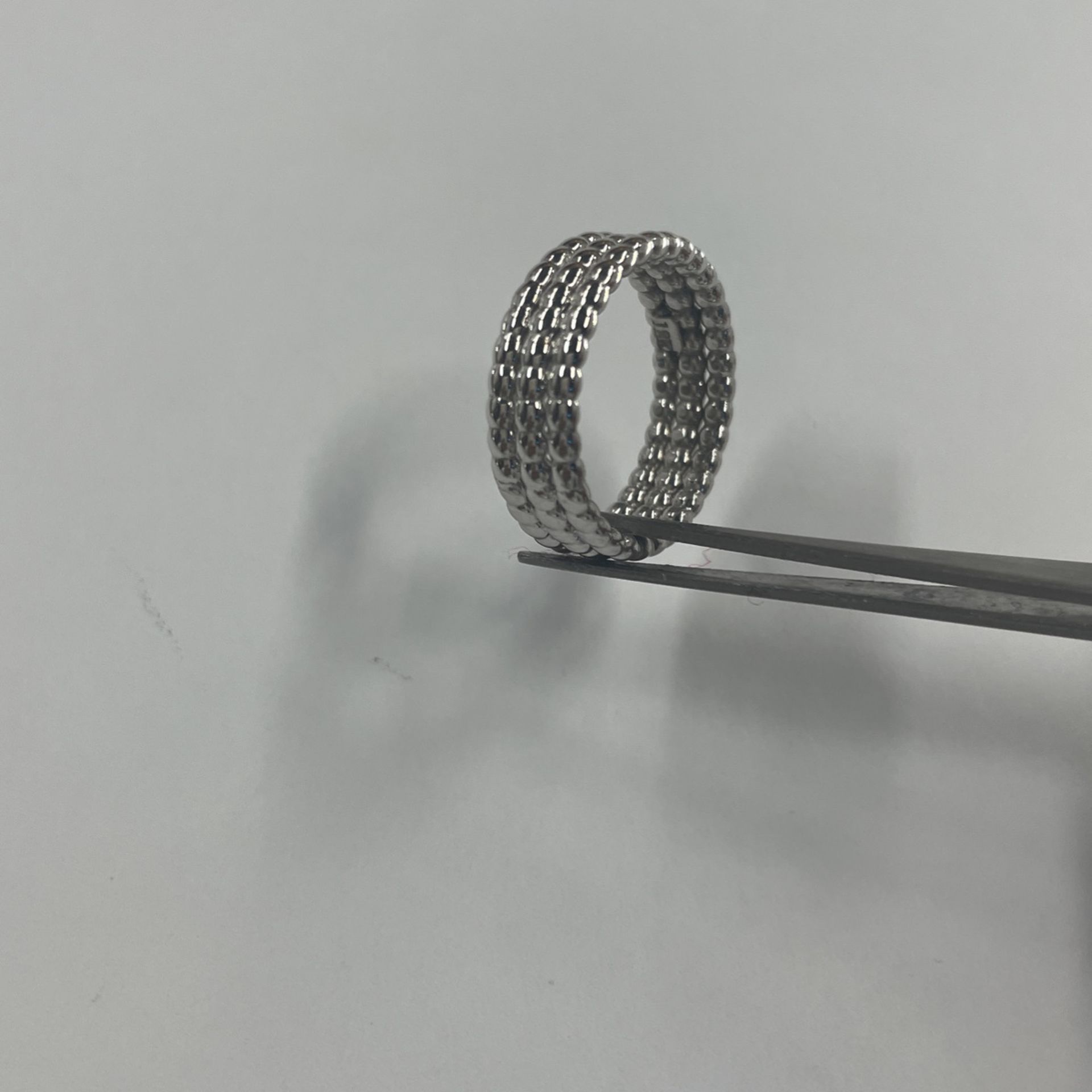 18k White Gold 3 Row Bead Style Ring