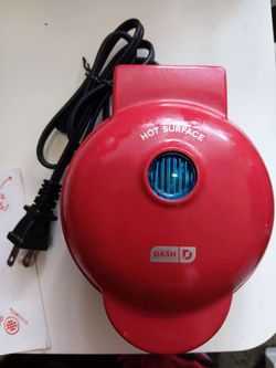DASH Mini Waffle Iron
