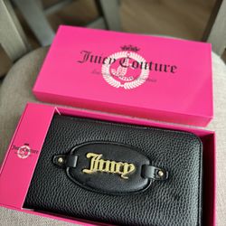 Gently Used Juicy Wallet With Box 