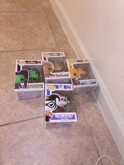 Funko pop and dpurs