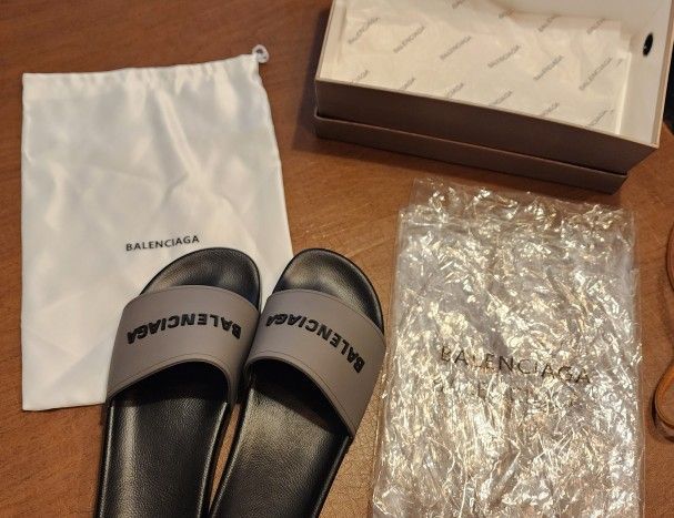 Balenciaga Slides Sandals