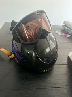Snowboard helmet with Goggles