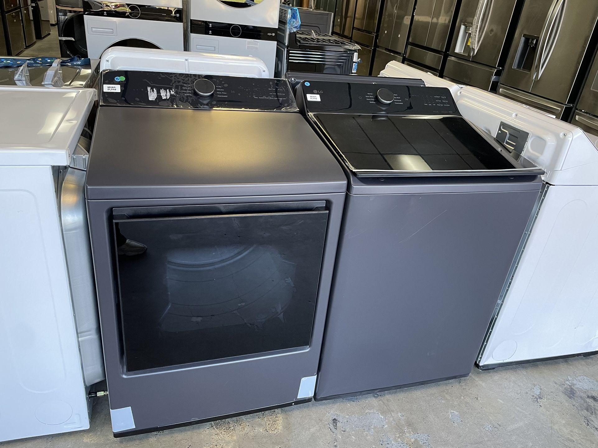 LG 5.5 Cu Top Load Set In Matte Black - Gas Dryer