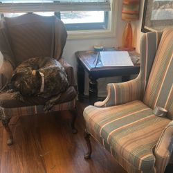 Selling Arm Chairs And Table 