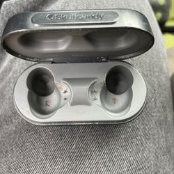 Skull candy Sesh Charging Case
