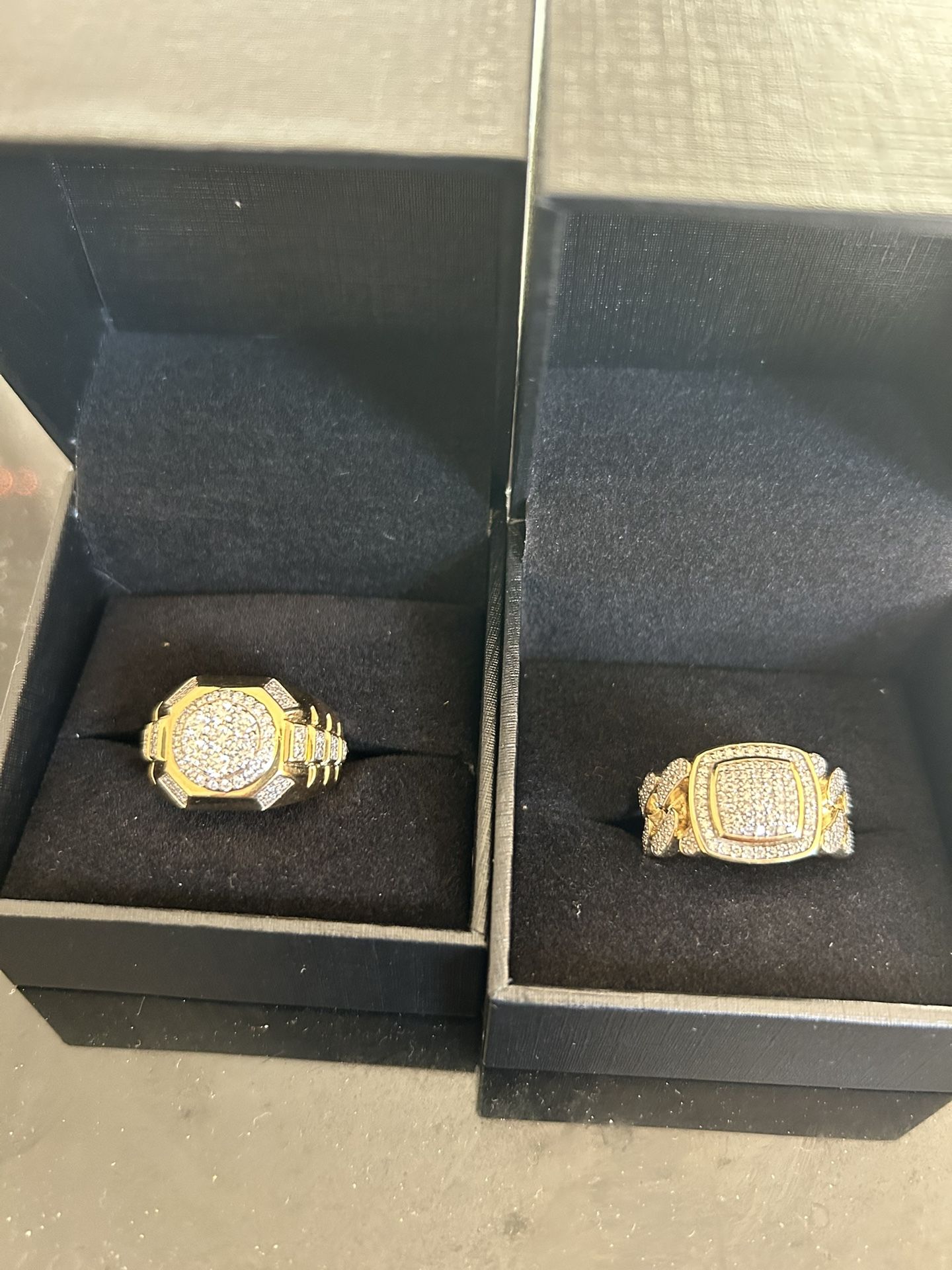 Natural Diamond Rings