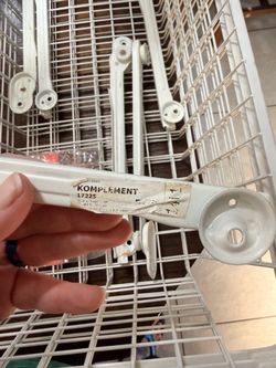 White Metal Wire Storage Basket