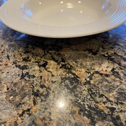 Food Network Ripple Pasta/Soup Bowls