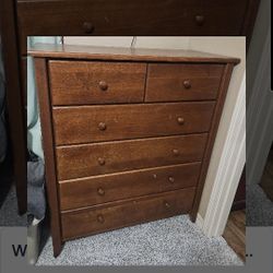 Sturdy Dresser