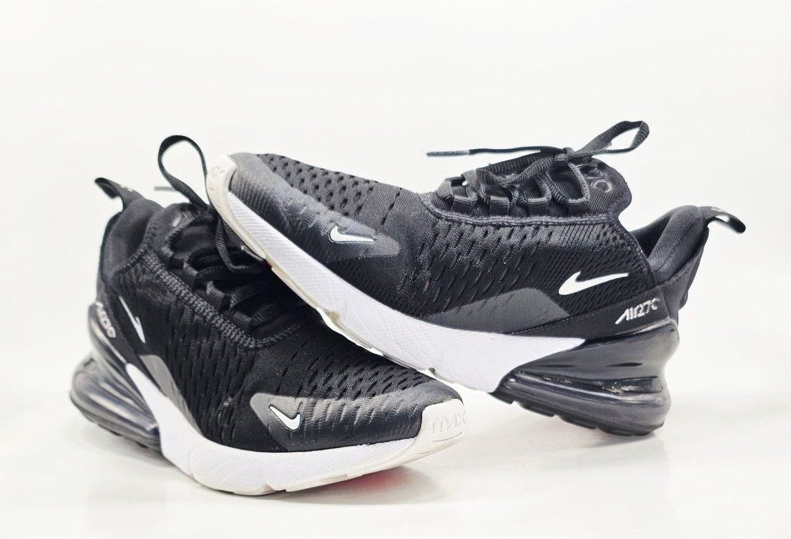 Nike Air Max 270 Running Shoes Black/White Kids Size 6Y US (943345-001)