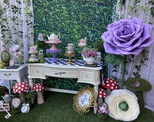 Tea Party - Alice In Wonderland - Decorations 