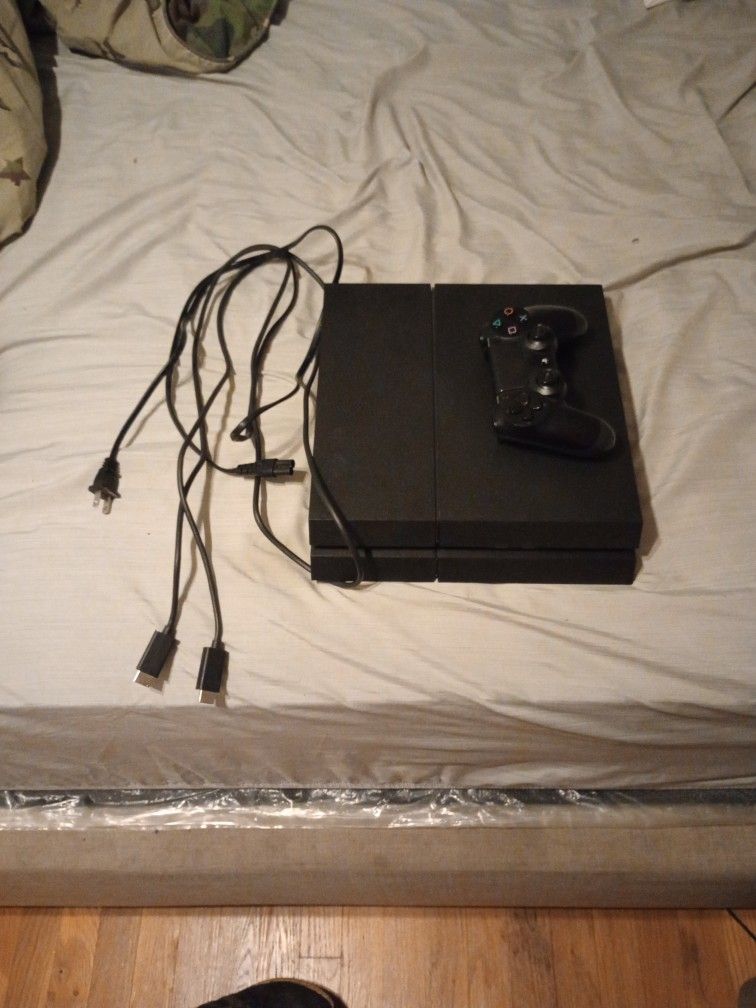 Barely Used Ps4