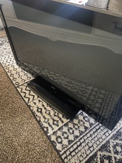 RCA TV slightly used