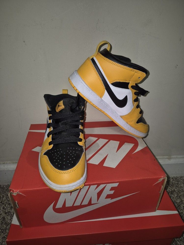 Kids Sneakers