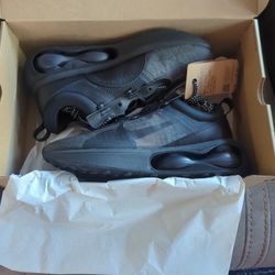  Brand New Never Worn Nike Air Max 2021 Size 10.5