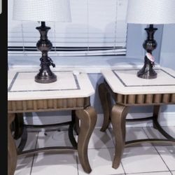 2 table and 2 lamps.