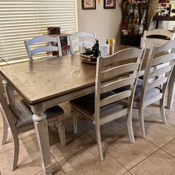 Ashely’s dining table