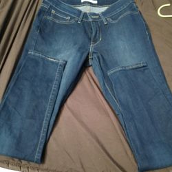 Levi Strauss & Co. 711 Skinny Jean