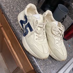Gucci shoes