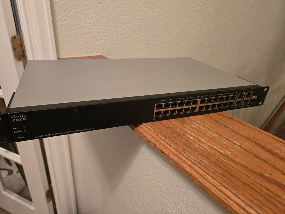 Cisco SG300-28PP 28 Port Switch