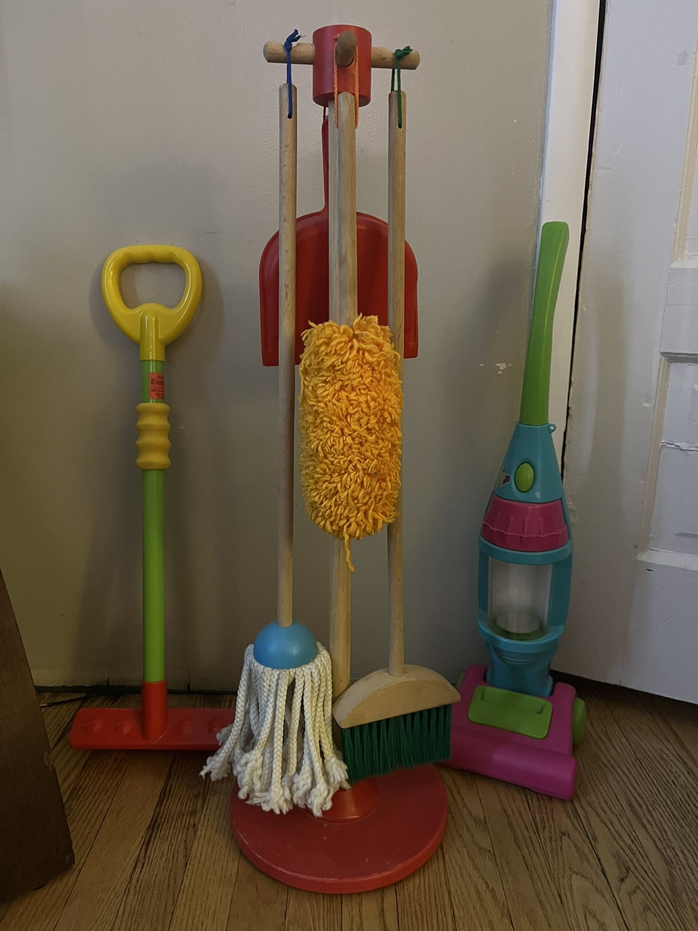 Melissa & Doug And Others Kids Cleaning Supplies