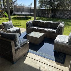 7-person patio sectional (we finance $39 down total $800)