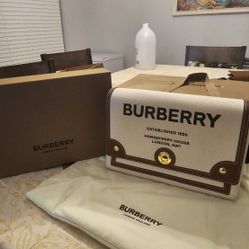 Burberry Women Bag