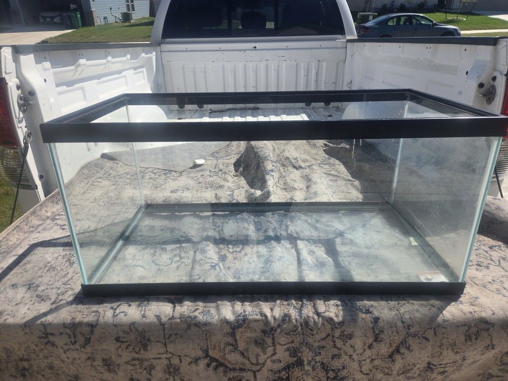 40GAL Breeder Fish tank