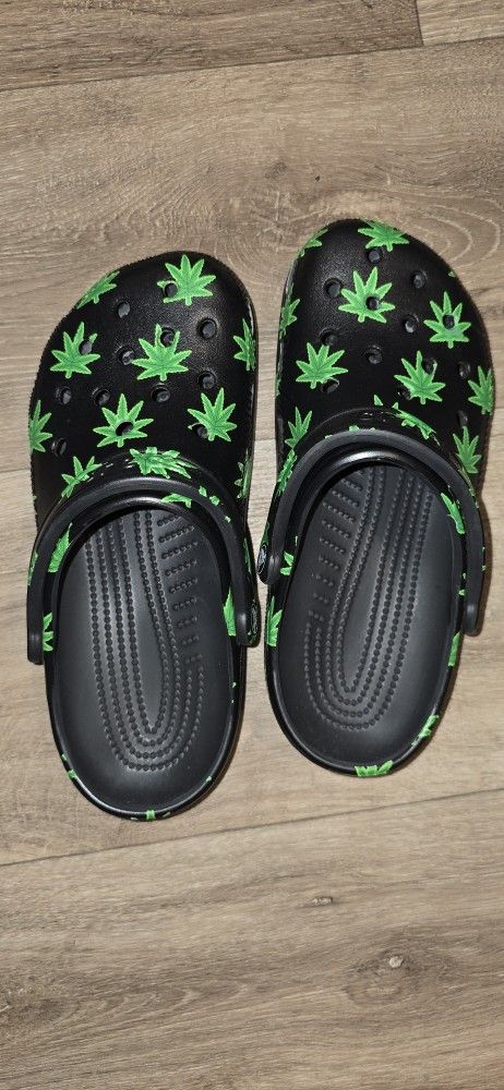 Crocs