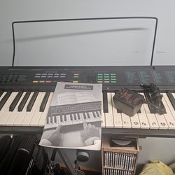 YAMAHA PSR-6 Electric organ with stand and manual