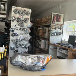 2012 To 2015 Subaru Impreza Headlight Driver Side Assembly #669A FC102