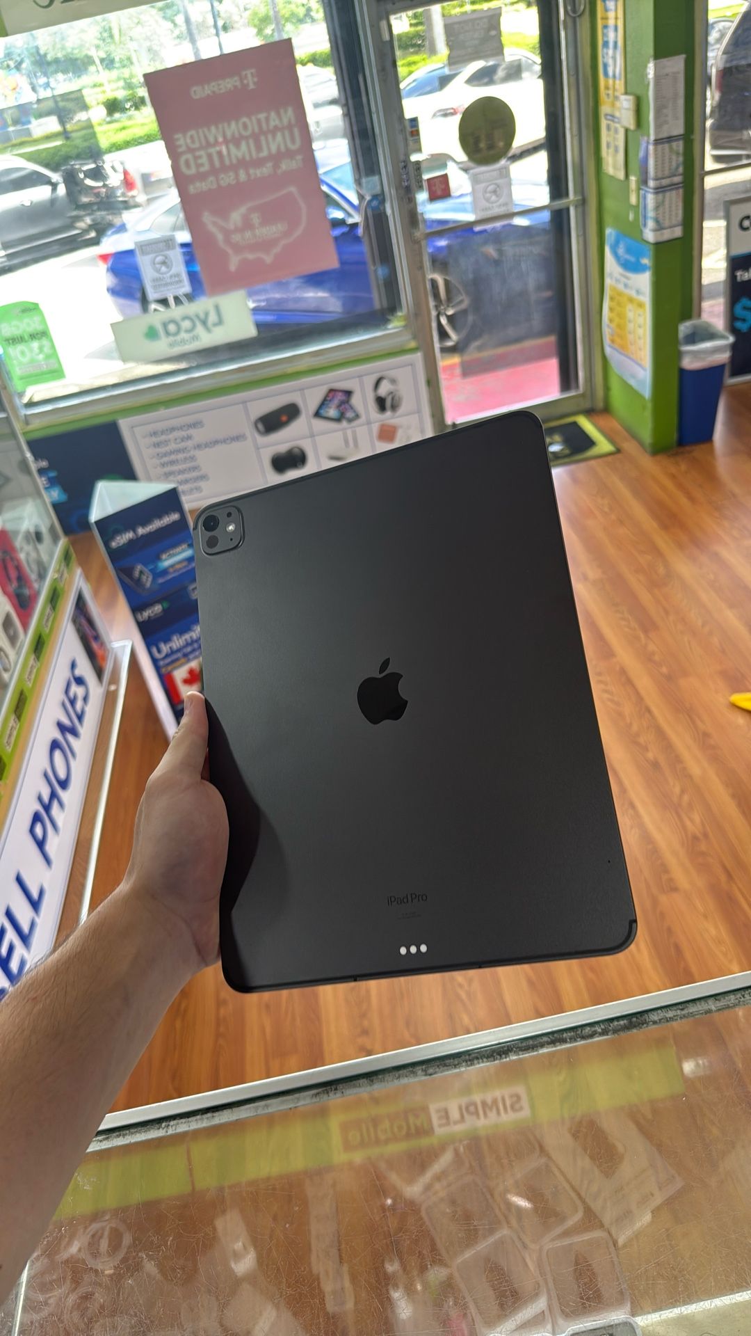 iPad Pro 13-inch M4 256GB WiFi Only Used Great Condition