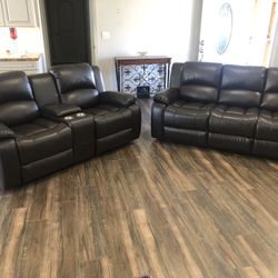 New Reclining Couch / Love Seat . Espresso . Free Delivery !