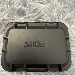 💼 Ridge 24K Gold-Plated Beveled Ring – Size 10