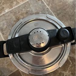 Cooker