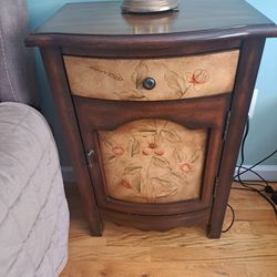 2 Accent End Tables