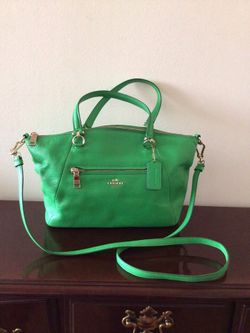 Beautiful Coach Satchel Bag with Crossbody Strap