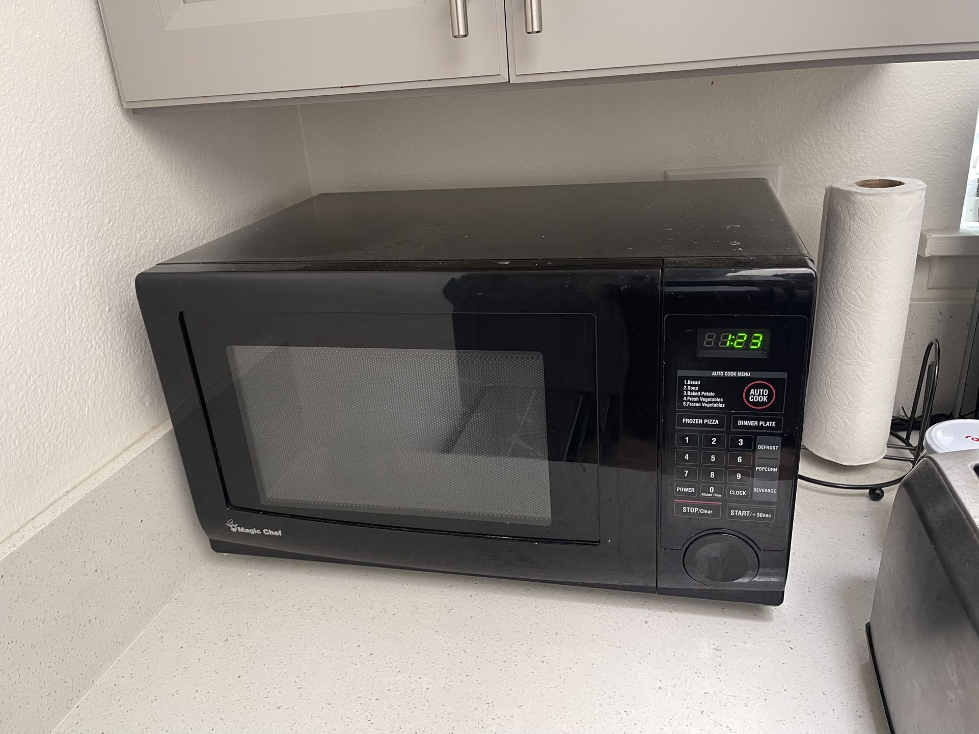 Magic Chef Microwave 