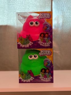 Kitty Squeeze Squishy Toy – Pink & Green
