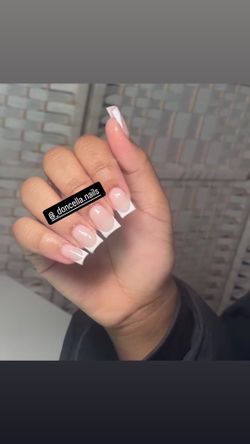French  Tip Nails 