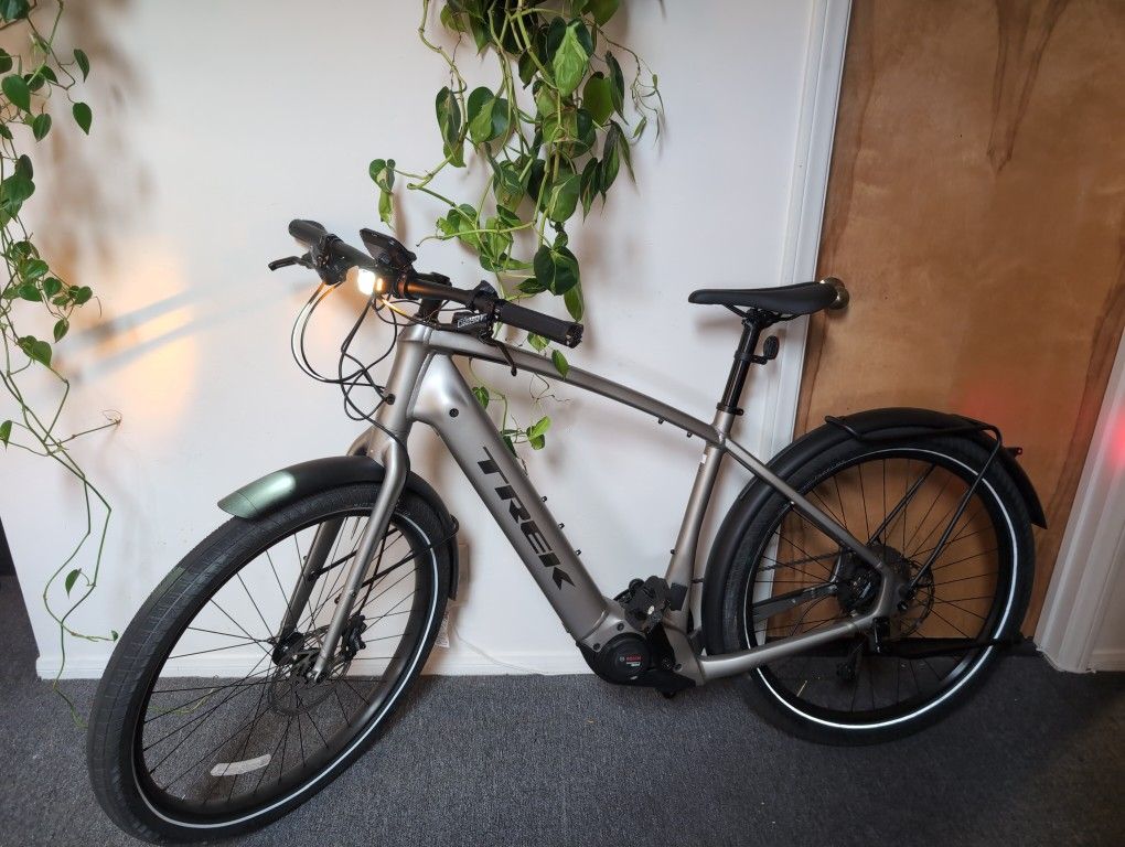 Trek Allant+ 8s E-Bike Large size