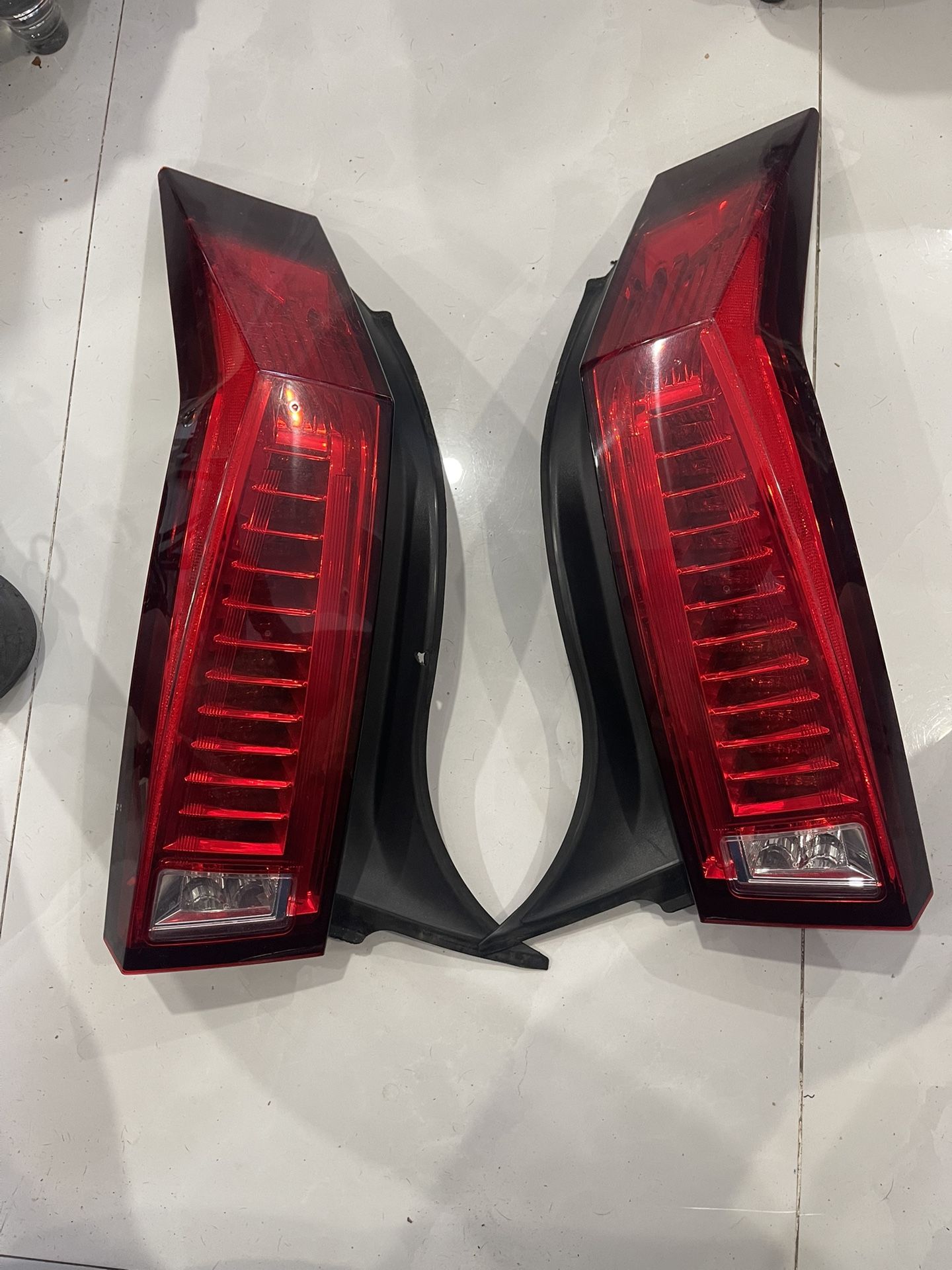 2011-2014 cts Coupe Tail Lights.