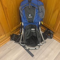 Hiking Backpack For Toddler - Deuter kid comfort II