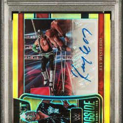 2022 PANINI SELECT WWE RINGSIDE ACTION SIGNATURES | GOLD PRIZM [#4/10]REY MYSTERIO RARMY