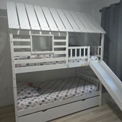 Triple House Bunk Bed with Slide - Includes 3 Mattresses & 3 Bedding Sets