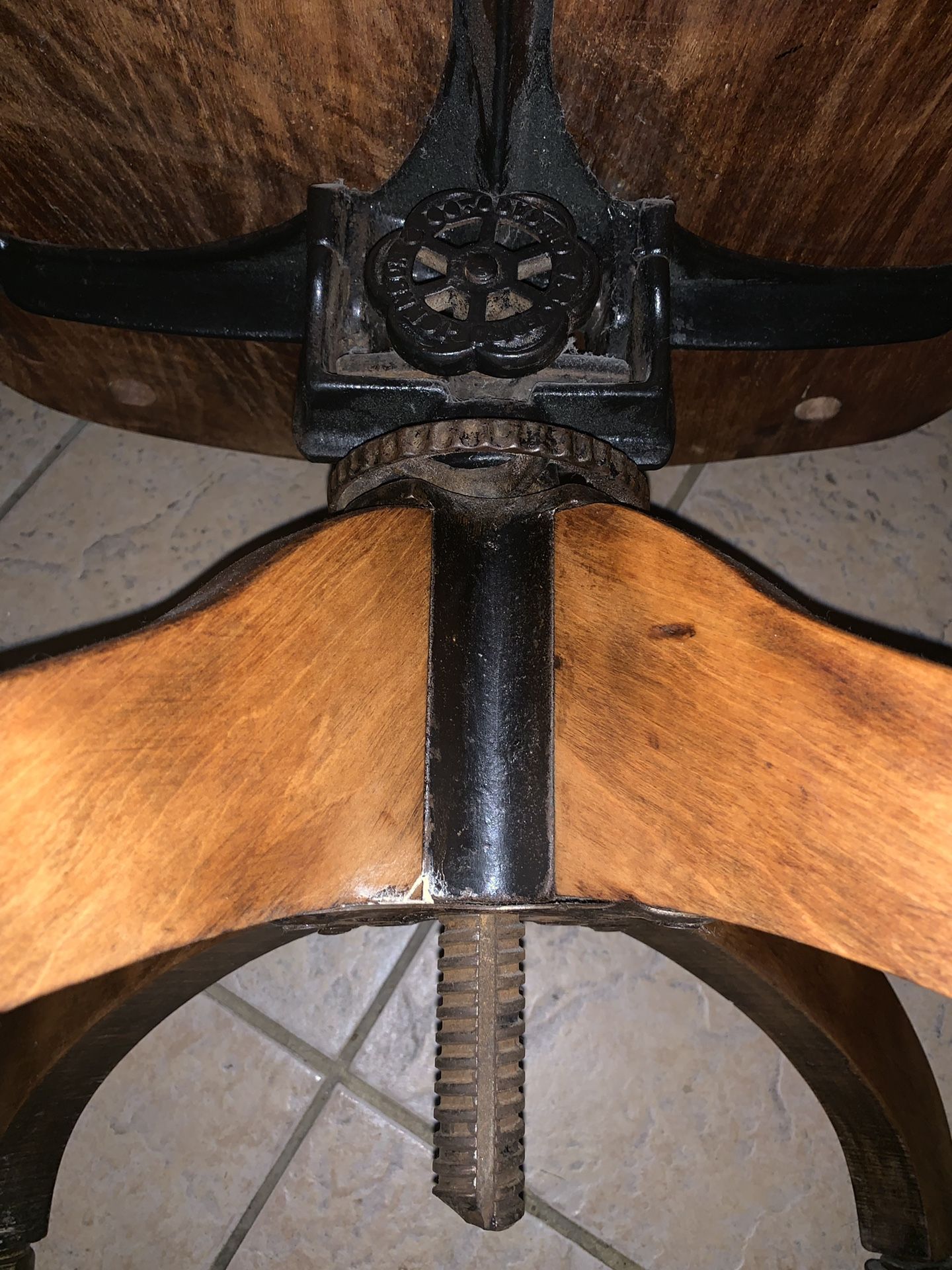 J.S Ford Johnson & Co Chicago antique collector chair for Sale in