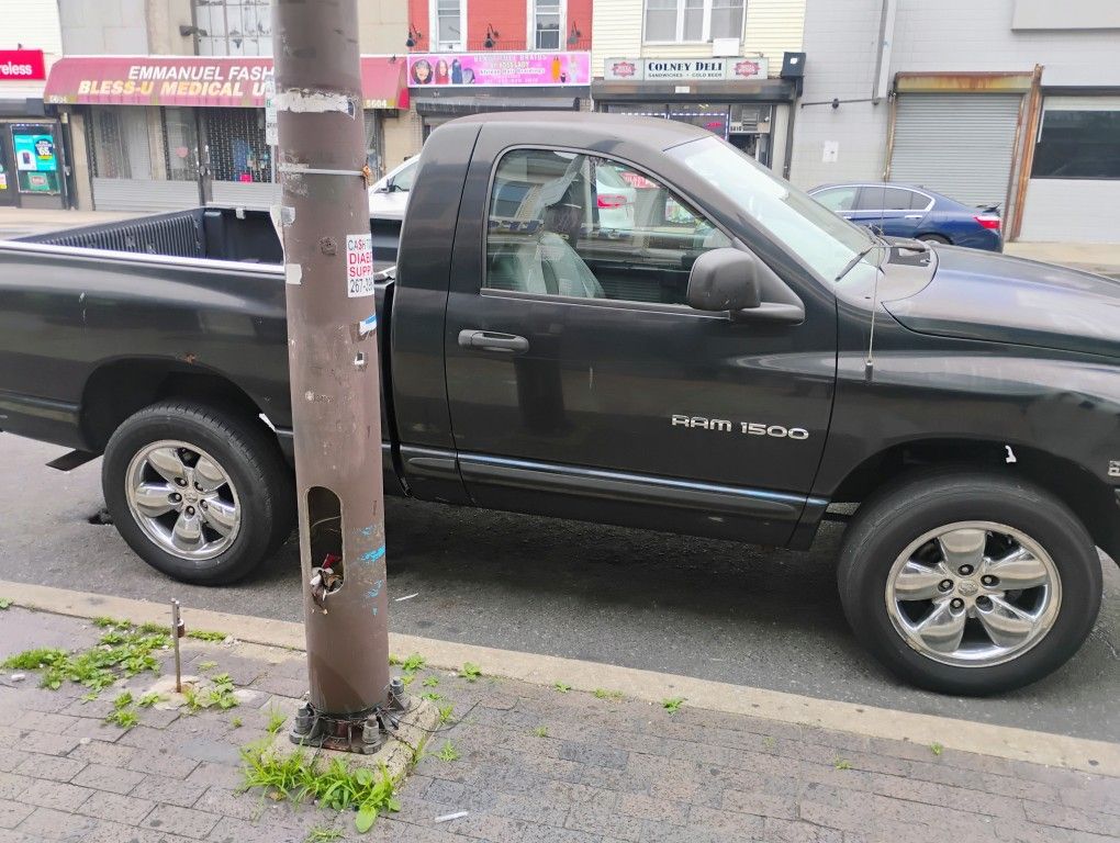 05 Ram 1500 94,000 Miles