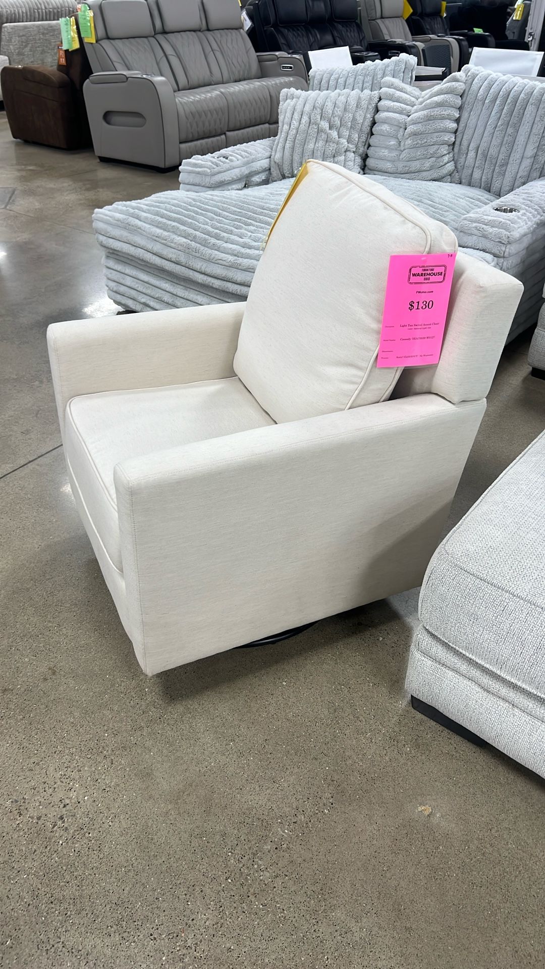 Swivel Accent Chair