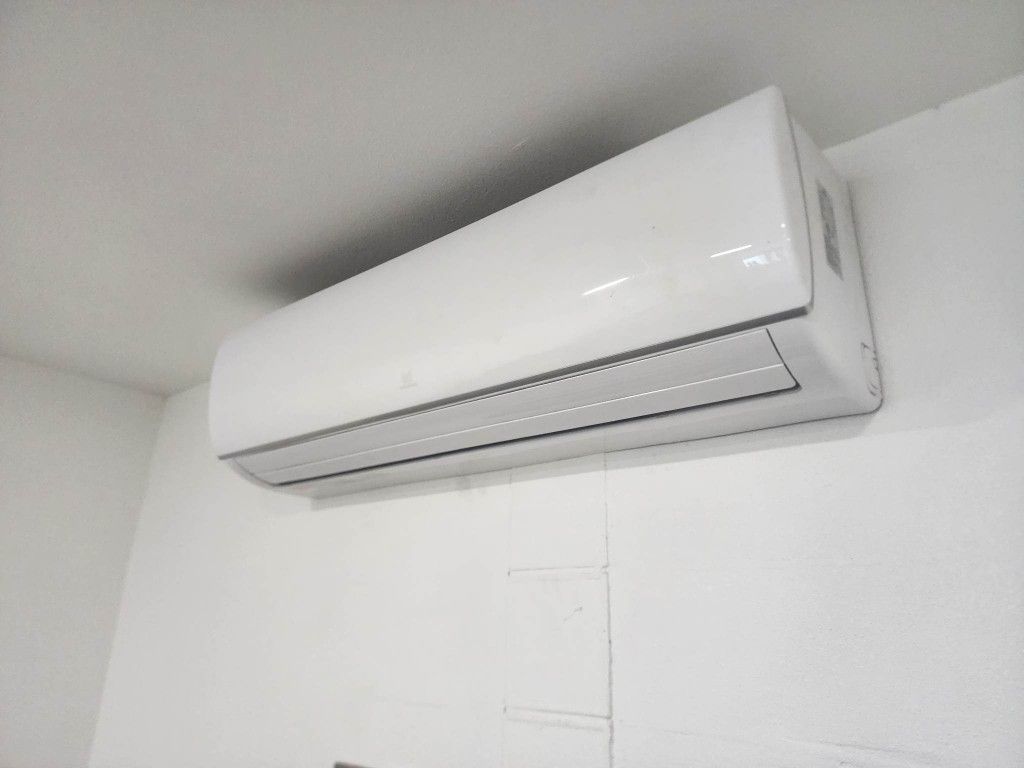 Mini Split Air Conditioner  And Heater Mini Split